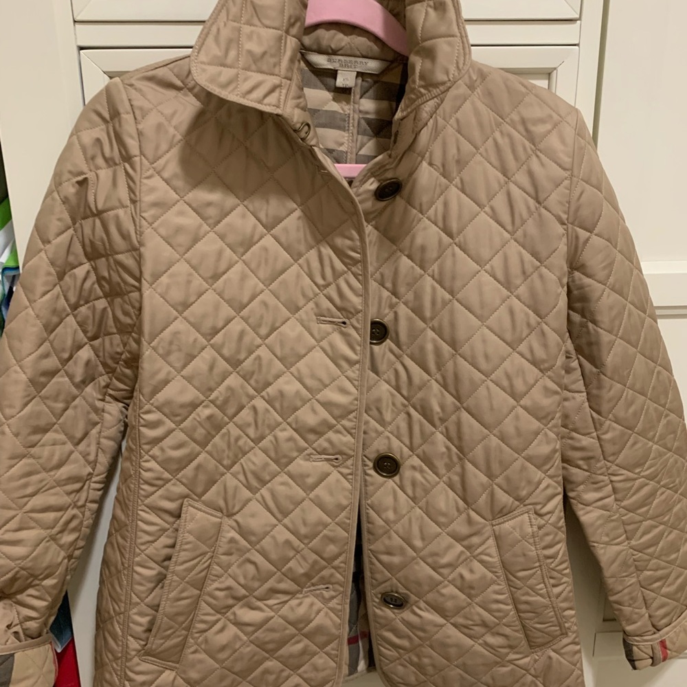 Beautiful Burberry Women’s quilted jacket barely used.